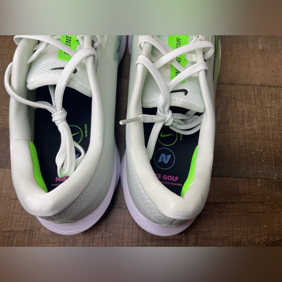 Nike Air Zoom Infinity Tour 2 “Barely Green Strike”
- Size 9.5 Men. - Picture 5 of 7
